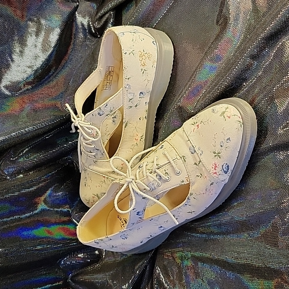 Floral Kensington “Carrie” Cutout Oxfords